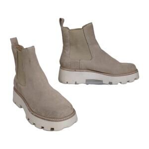 DOLCE VITA Beige Suede Jaelyn Chelsea Boot Chunky Lug Sole Pull-On Women's 8